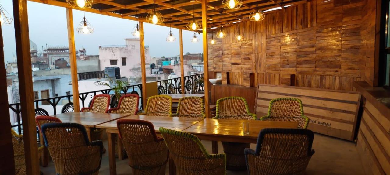 אגרה Hotel Shahjahan מראה חיצוני תמונה